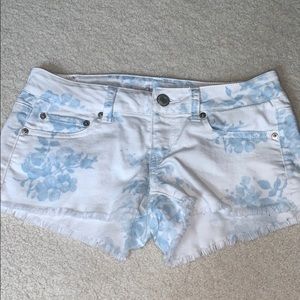 AE low rise floral denim shorts